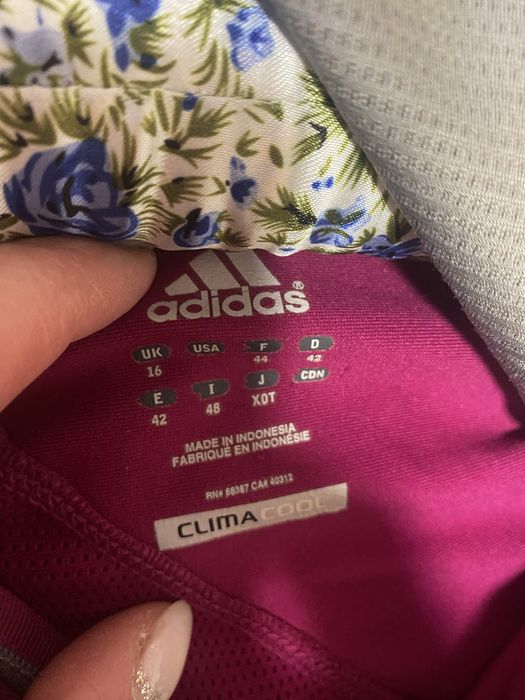 Оригинална тениска и суичер Адидас