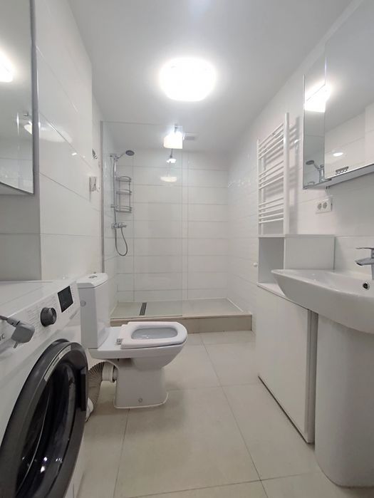 Apartament central | Bucsinescu- str. Vasile Lupu | ETAJ 1 | bloc 2019 | Loc de parcare