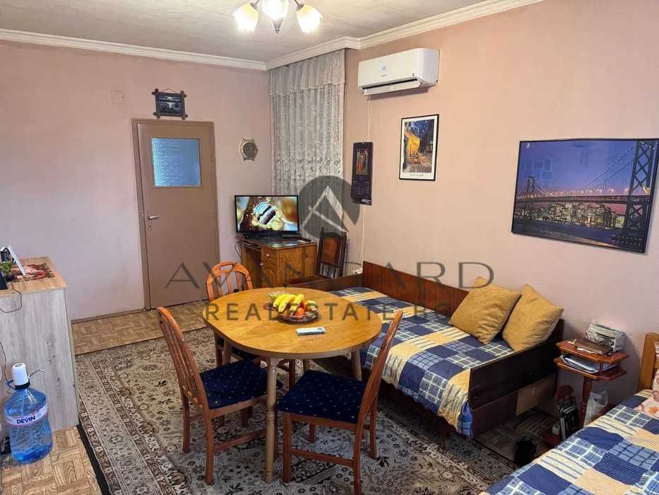 Продава се Тристаен апартамент в Пловдив, Кючук Париж - 110 кв.м за 2133 €/кв.м - Снимка #5