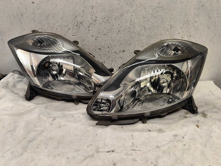 Оригинални фарове Субару Subaru Justy 4