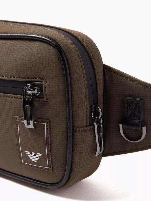 Оригинална мъжка чанта за кръст Emporio Armani EM000088 AF13841 U6299