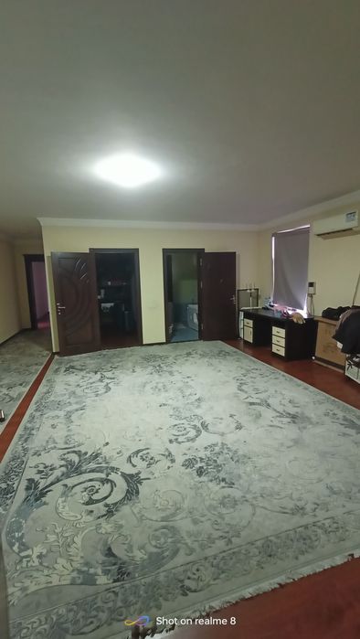 Шайхонтохур тумани Лабзакда ховли срочно сотилади