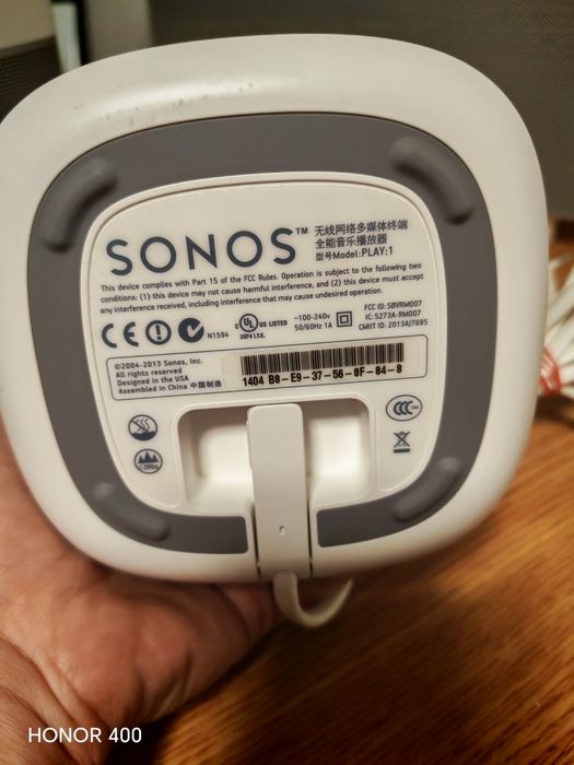 Vând 2  Sonos Play1 și 2 Boxe Play 5