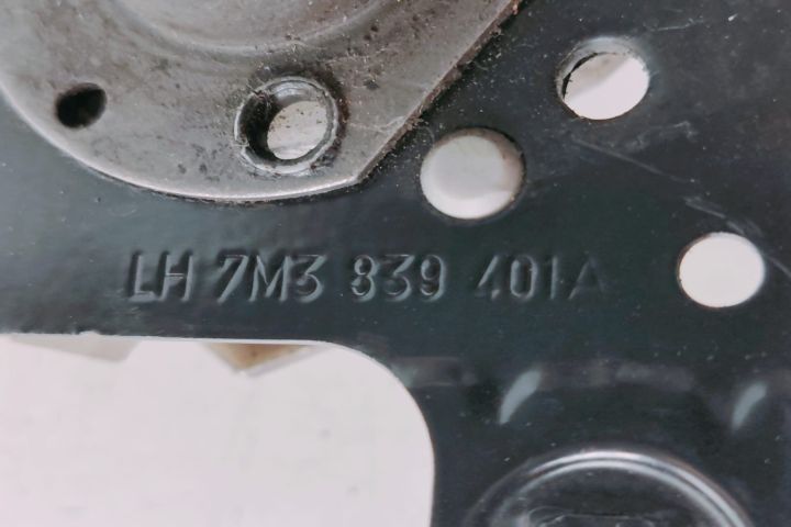 Macara  stanga spate  7M3839401A Seat Alhambra prima generatie (facel