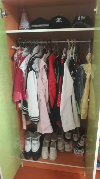 Продаю  шифоньер