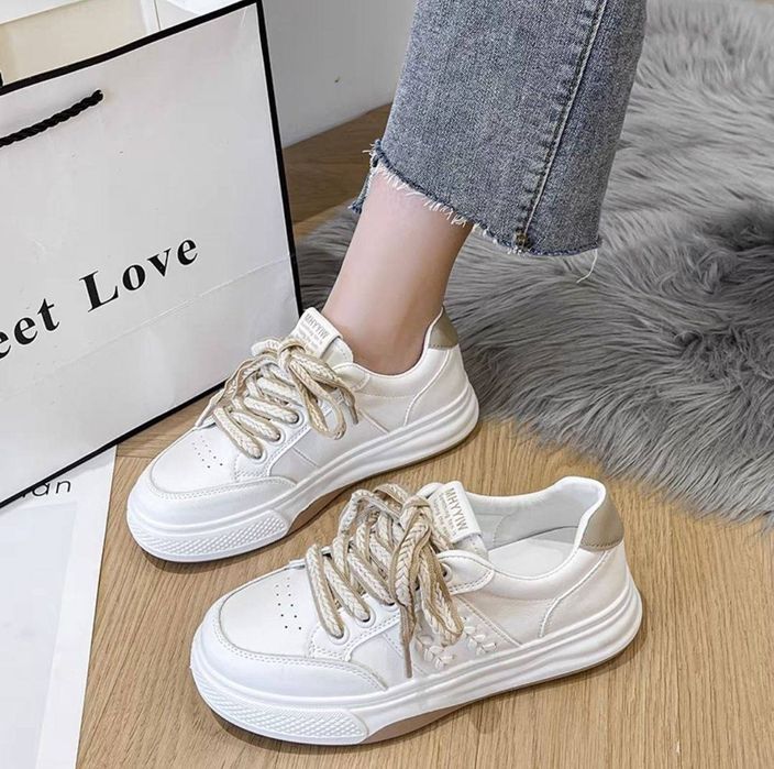 Новая обувь. Ошиблась с размером.