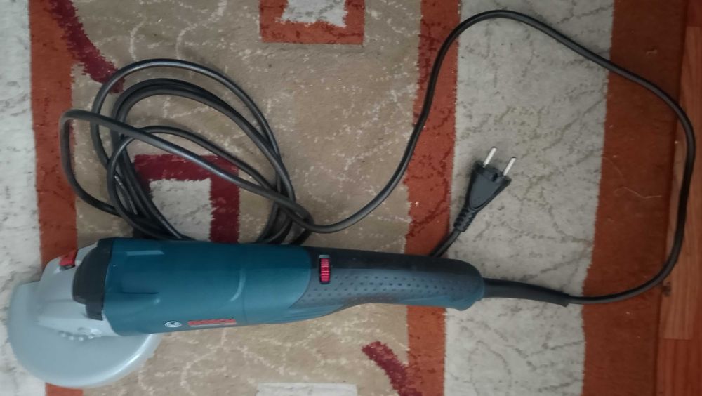 Diblu universal din plastic, cu surub-flex bosch-picamar Hikoki