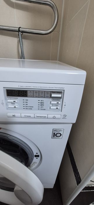 Продам стиральную машинку LG