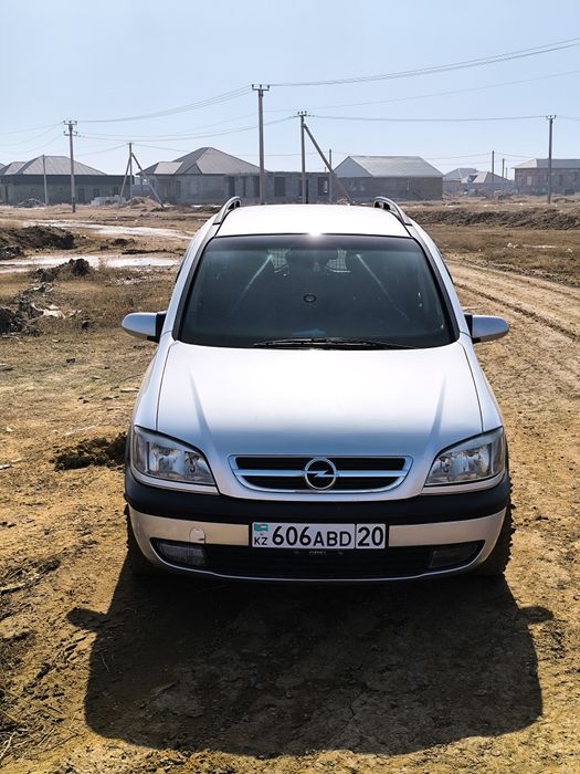 Продам Опель Зафира 2000г автомат