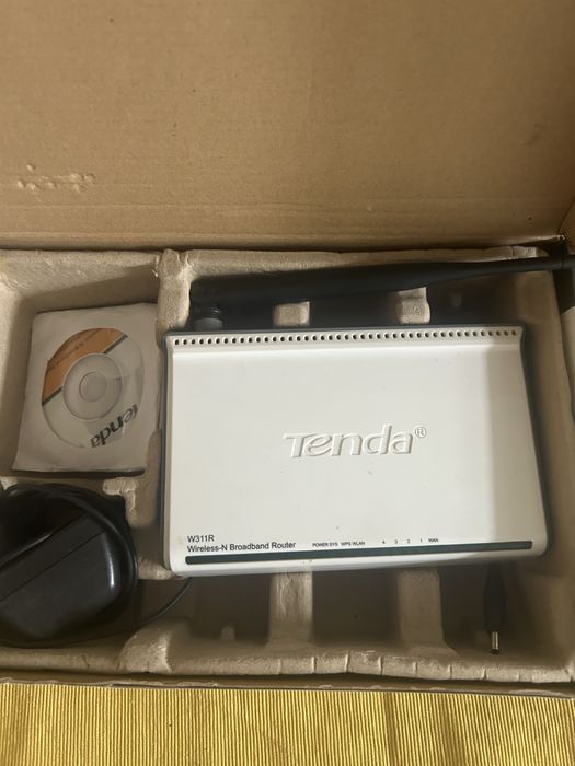 Безжичен рутер TENDA W311R