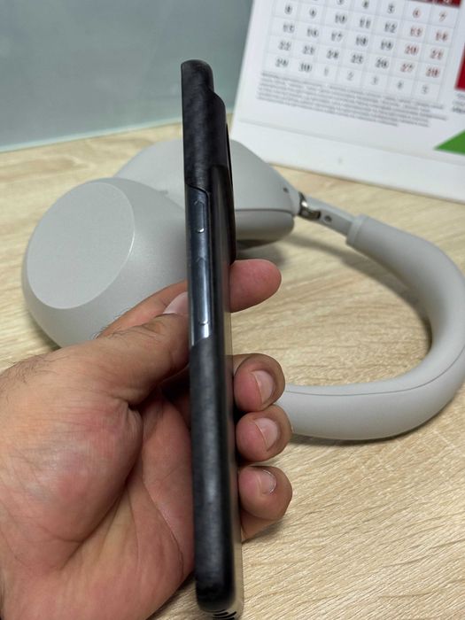 Google Pixel 8 Pro цвета Obsidian на 12/128GB