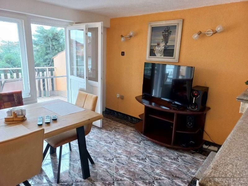 Етаж от къща, под наем, гр. Нови Искър