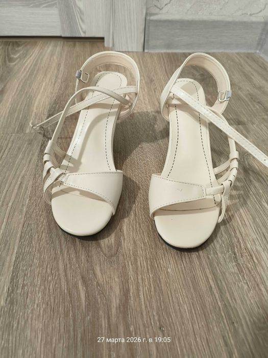 Продам босоножки, 39 размер