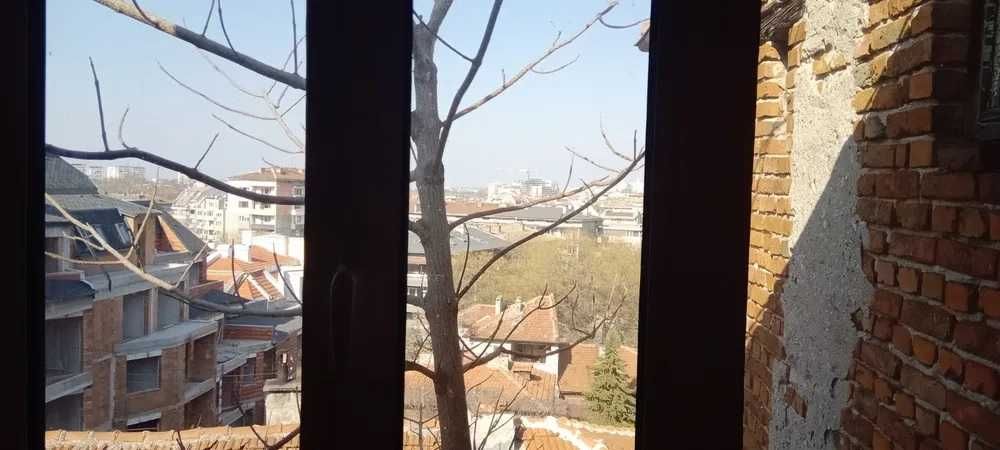 Продава се Къща в Пловдив, Център - 72 кв.м за 903 €/кв.м - Снимка #1