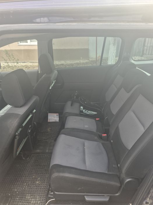 Mazda 5 2006 defective