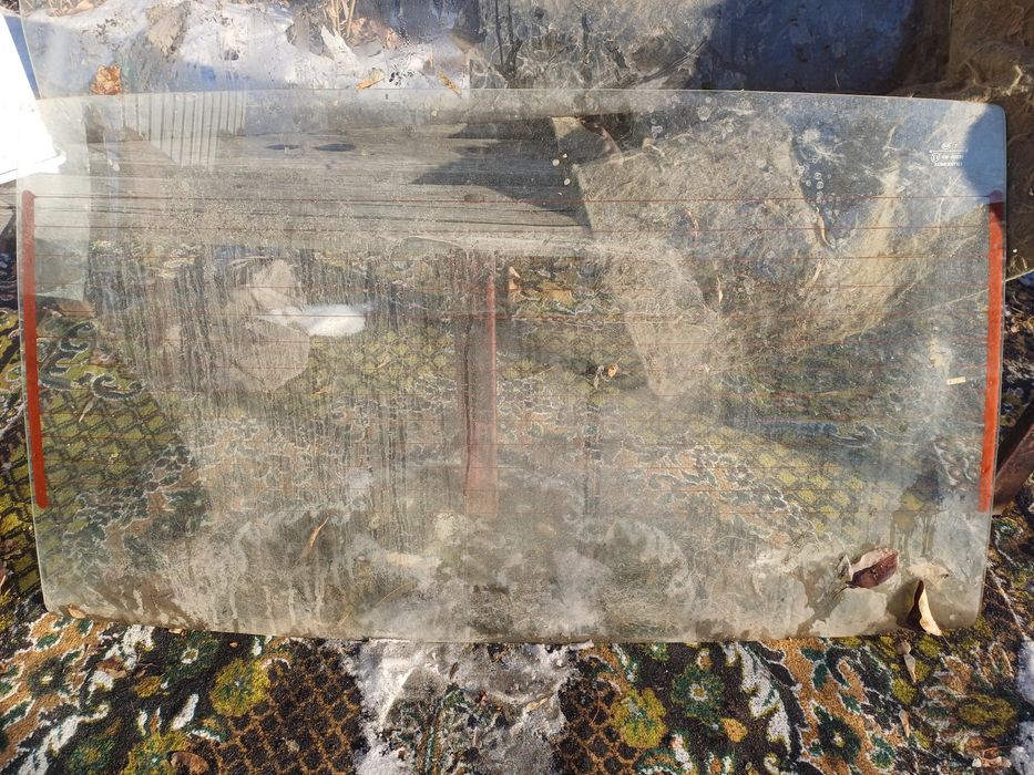 Продам стёкла от ваз 08