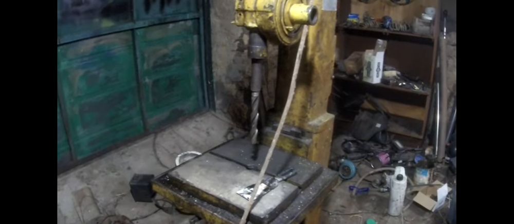 Сверлильный станок 2118