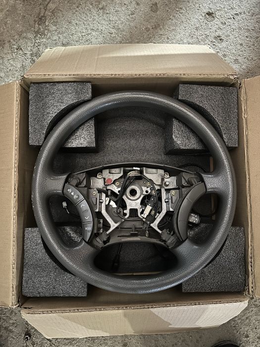 Продам руль от тойоты