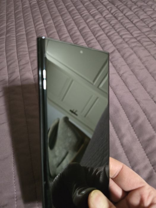 Samsung S22 Ultra defect, display in stare buna, baterie noua