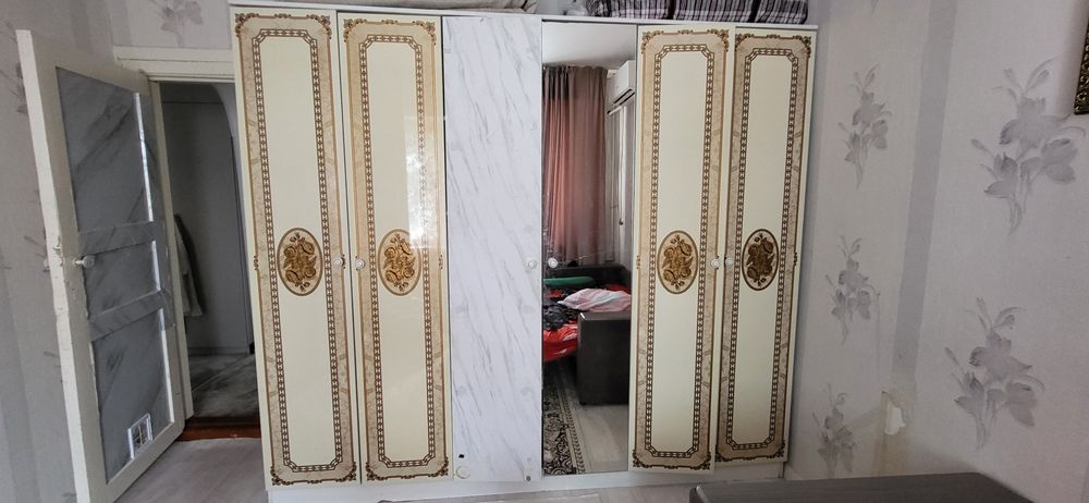Шифонер срочно продам