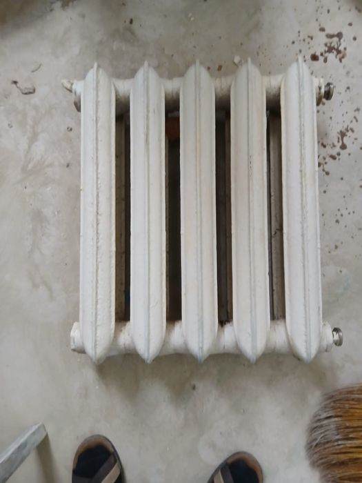 Чугунный радиатор отопления, б/у
