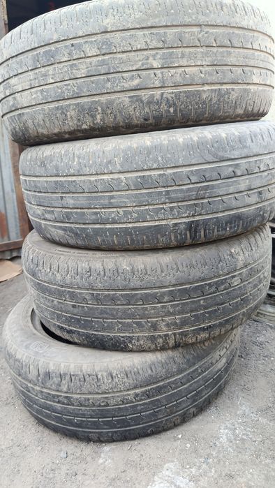 Шины Goodyear 235/55/19 летние
