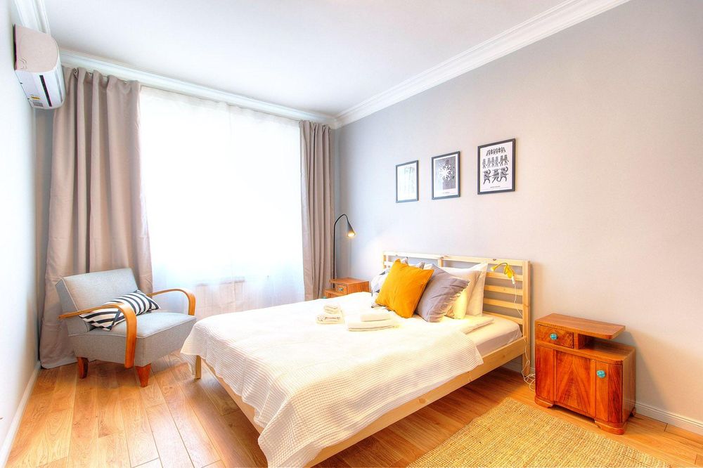 Дава се под наем Тристаен апартамент в София, Център - 96 кв.м за 1700 € - Снимка #6