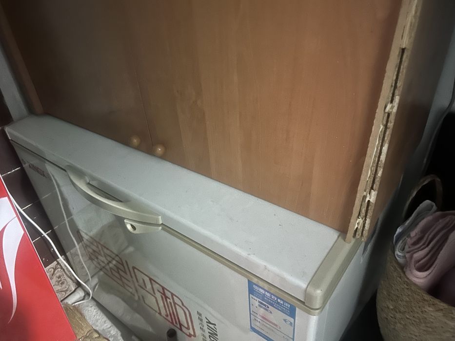 продаю морозильник почти новый