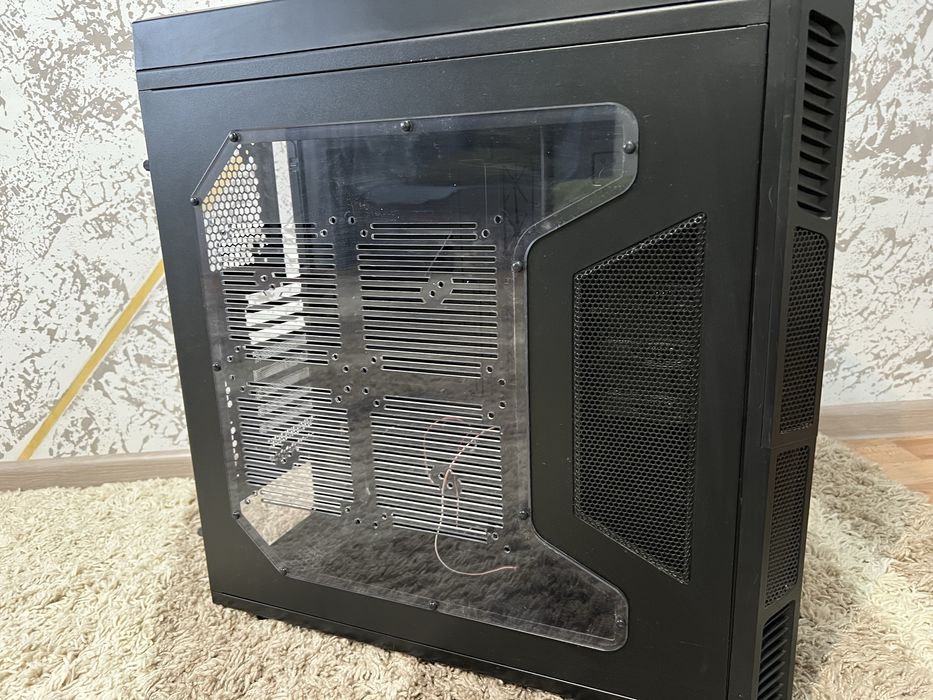 Корпус AeroCool Xpredator