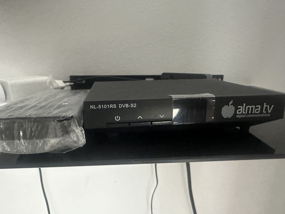 Спутник антена с тюнером