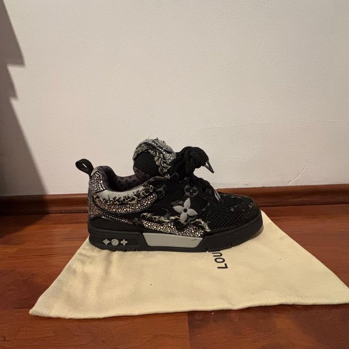 Adidași Louis Vuitton
