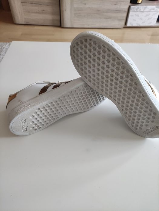 Маратонки Adidas