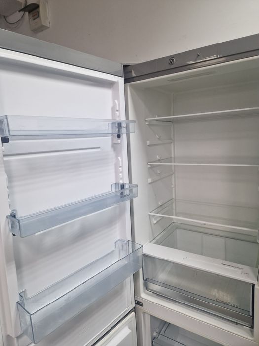 Хладилник с фризер Gorenje A++ 320 литра