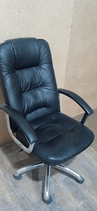 Реставратция мебел кресло диван стул..