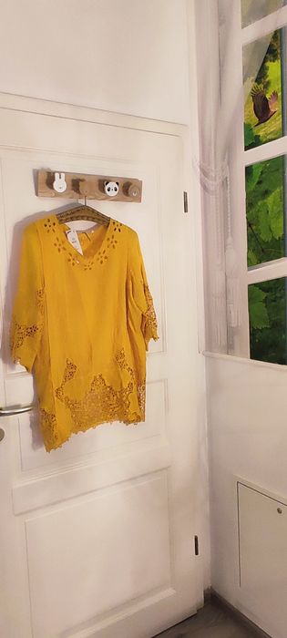 Bluzita festivă tip fluture, noua, broderie ,100%bumbac