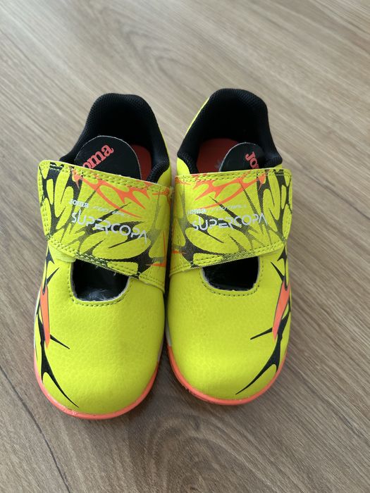 Adidasi copii pt fotbal