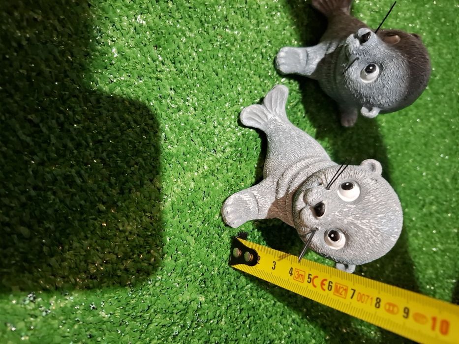 Малки сладки статуетки