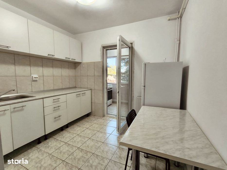 Trocadero-apartament 2 camere decomandat