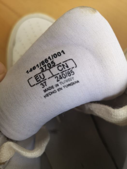 Ghete albe impermeabile marimea 37