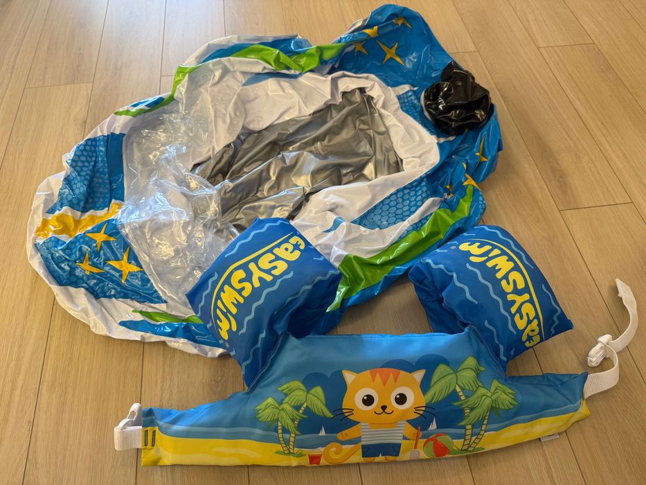 Нарукавники и надувная лодка