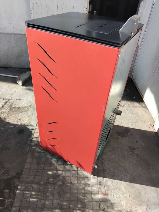 Суха пелетна камина - Victoria 8