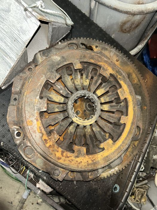 Сцепление Субару