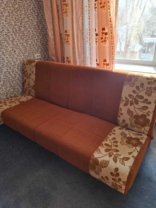 Продажа дивана, шкаф