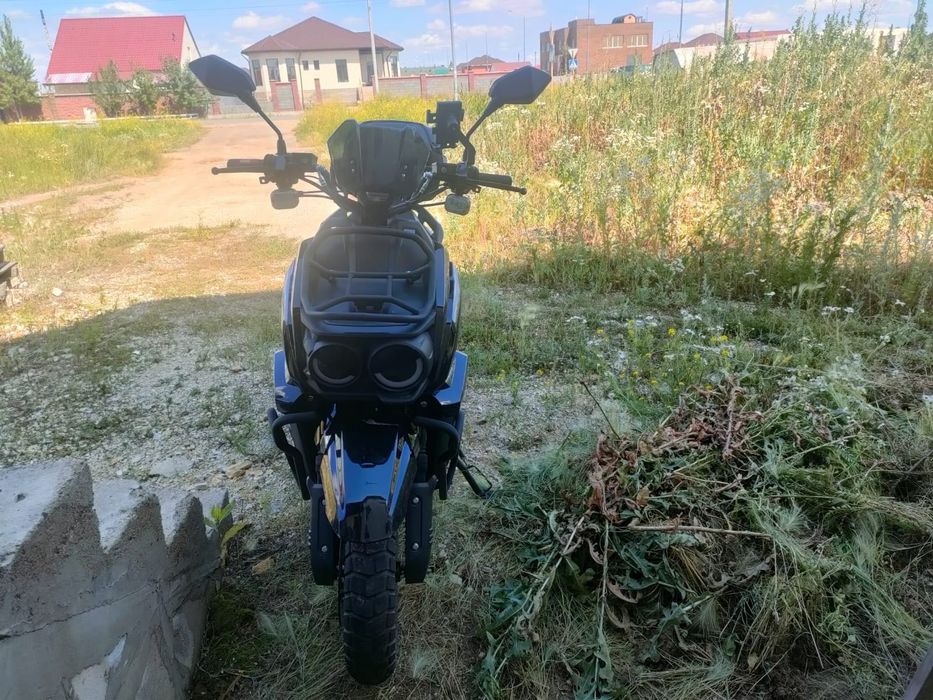 Мопед скутер танк