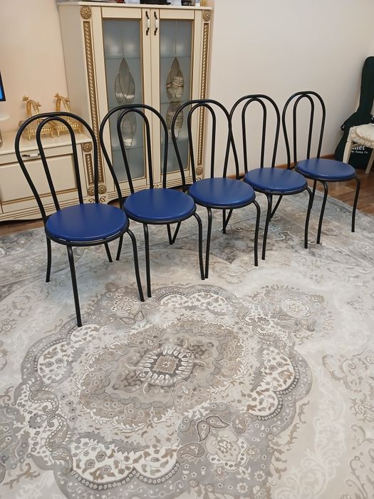 Стулья металические