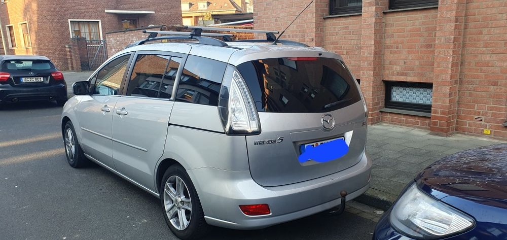 Mazda5 an 2010 143 cai