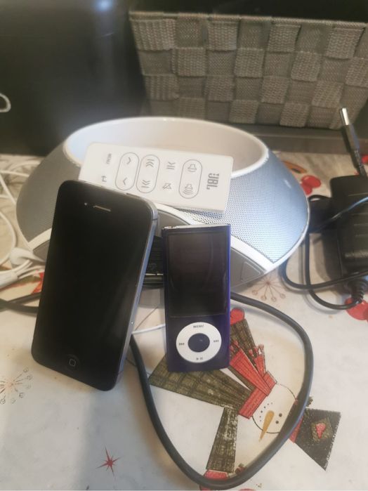 iPhone iPod boxa Jbl toate la set