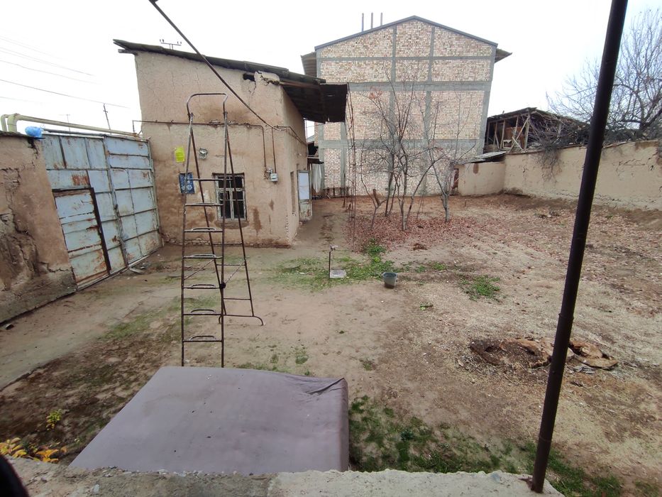 Uy yer sotiladi 4.2 sotix