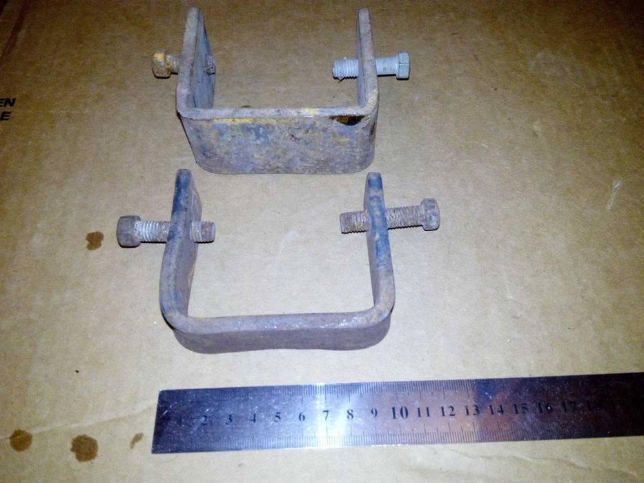 Струбцина металическая две штуки