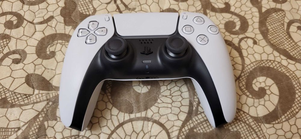 Sony PS5 Wireless Controller CFI-ZCT1W fuctional maneta